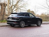 Usado Porsche Cayenne Platinum Edition 462 CV (339 kW) 2022 Negro SUV