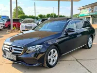Begagnad Mercedes E220 Premium Plus 2017 Svart Kombi