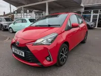 Used Toyota Yaris 107 HP (78 kW) 2019 Red Hatchback