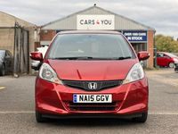 Used Honda Jazz ES 99 HP (72 kW) 2015 Red Hatchback