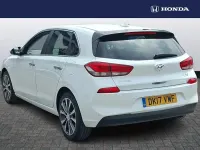 Used Hyundai i30 Premium 108 HP (79 kW) 2017 White Hatchback