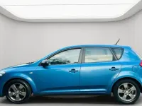 Used Kia Ceed 2010 Blue Hatchback