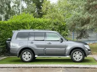 Used Mitsubishi Shogun 187 HP (137 kW) 2016 Grey SUV