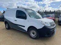 Usado Renault Kangoo 2014 Blanco Monovolumen