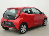 Gebraucht Toyota Aygo X-play 72 PS (52 kW) 2020 Rot Kleinwagen