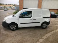 Usado Renault Kangoo 2014 Blanco Monovolumen