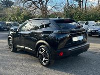 Uusi Peugeot 2008 Allure 99 HP (72 kW) 2026 Musta Katumaasturi