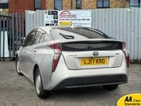 Used Toyota Prius 136 HP (100 kW) 2017 Silver Hatchback