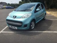 Used Peugeot 107 Envy 68 HP (50 kW) 2011 Blue Hatchback