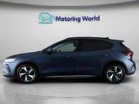 Used Ford Focus Active 125 HP (91 kW) 2023 Blue Hatchback