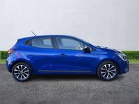 Used Renault Clio V Evolution 90 HP (66 kW) 2023 Blue Hatchback
