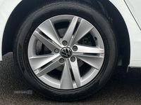 Used VW Golf VII Life 150 HP (110 kW) 2021 White Hatchback