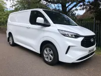 Used Ford Transit Custom Limited 136 HP (100 kW) 2024 White Van