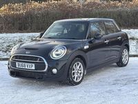 Used Mini Cooper S Hatch 192 HP (141 kW) 2018 Black Hatchback