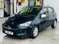 Used Vauxhall Corsa Design Edition 90 HP (66 kW) 2015 Green Hatchback