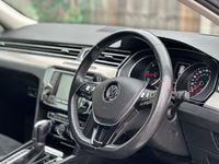 used VW Passat 2.0 TDI BlueMotion Tech GT DSG Euro 6 (s/s) 5dr