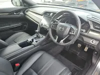 Used Honda Civic EX 129 HP (94 kW) 2017 Grey Hatchback