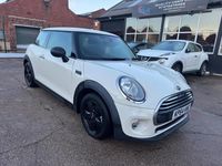 Usado Mini One D Hatch 95 CV (69 kW) 2014 Blanco Utilitario