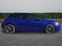 Used Toyota Corolla 196 HP (144 kW) 2025 Blue Hatchback