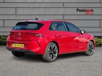 Used Vauxhall Astra Design Edition 114 kW (156 HP) 2024 Cobalt blue Hatchback