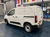Second-hand Peugeot Partner 75 CP (55 kW) 2019 Alb Monovolum
