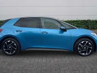 New VW ID.3 Pure 125 kW (170 HP) 2026 Costa azule Hatchback