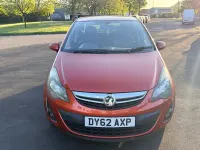 Usado Vauxhall Corsa 100 HP (73 kW) 2012 Laranja Citadino