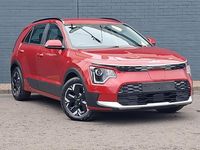 Usado Kia e-Niro 147 kW (201 HP) 2023 Vermelho SUV