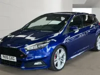 Used Ford Focus ST 250 HP (183 kW) 2016 Blue Hatchback