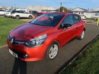 Used Renault Clio IV Dynamique 2015 Red Hatchback