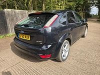 Used Ford Focus Zetec 99 HP (72 kW) 2011 Black Hatchback