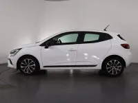 Used Renault Clio Evolution 90 HP (66 kW) 2022 White Hatchback