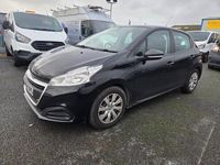 Used Peugeot 208 Access 100 HP (73 kW) 2018 Black Hatchback