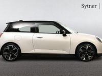 Used Mini Cooper SE Hatch 158 kW (215 HP) 2024 White Hatchback