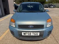 Used Ford Fusion 79 HP (58 kW) 2008 Silver Hatchback