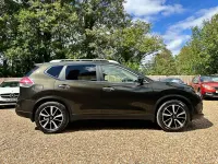 Used Nissan X-Trail Tekna 130 HP (95 kW) 2015 Green SUV