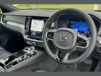 Usado Volvo S60 Ultimate 449 HP (330 kW) 2023 Cinzento Sedan