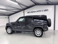 New Land Rover Defender S 249 HP (183 kW) 2026 Black SUV