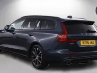Begagnad Volvo V60 Momentum 2019 Blå Kombi