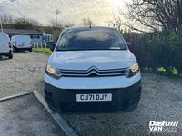 Used Citroën Berlingo 100 HP (73 kW) 2022 White MPV