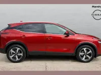 Used Nissan Qashqai N-Connecta 155 HP (114 kW) 2024 Red SUV