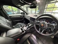 Used Porsche Cayenne 440 HP (323 kW) 2019 Black SUV