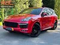 Used Porsche Cayenne 440 HP (323 kW) 2016 Red SUV