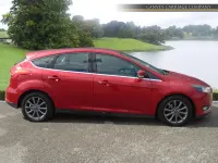 Used Ford Focus Titanium 125 HP (91 kW) 2015 Red Hatchback