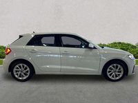 Używany Audi A1 Sport 94 KM (69 kW) 2023 Biały SUV