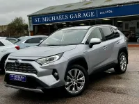Used Toyota RAV4 Hybrid 218 HP (160 kW) 2021 Silver SUV