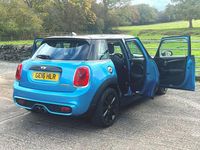 Begagnad Mini Cooper S Hatch 2016 Blå Halvkombi