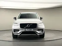 Używany Volvo XC90 Plus 250 KM (183 kW) 2023 Srebrny SUV