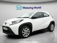 Usado Toyota Aygo X PURE 72 HP (52 kW) 2025 SUV