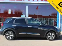 Gebraucht Kia Niro 139 PS (102 kW) 2018 Blau SUV